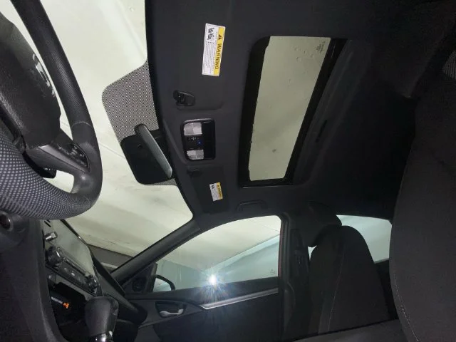 Used 2019 Red Honda EX image 21