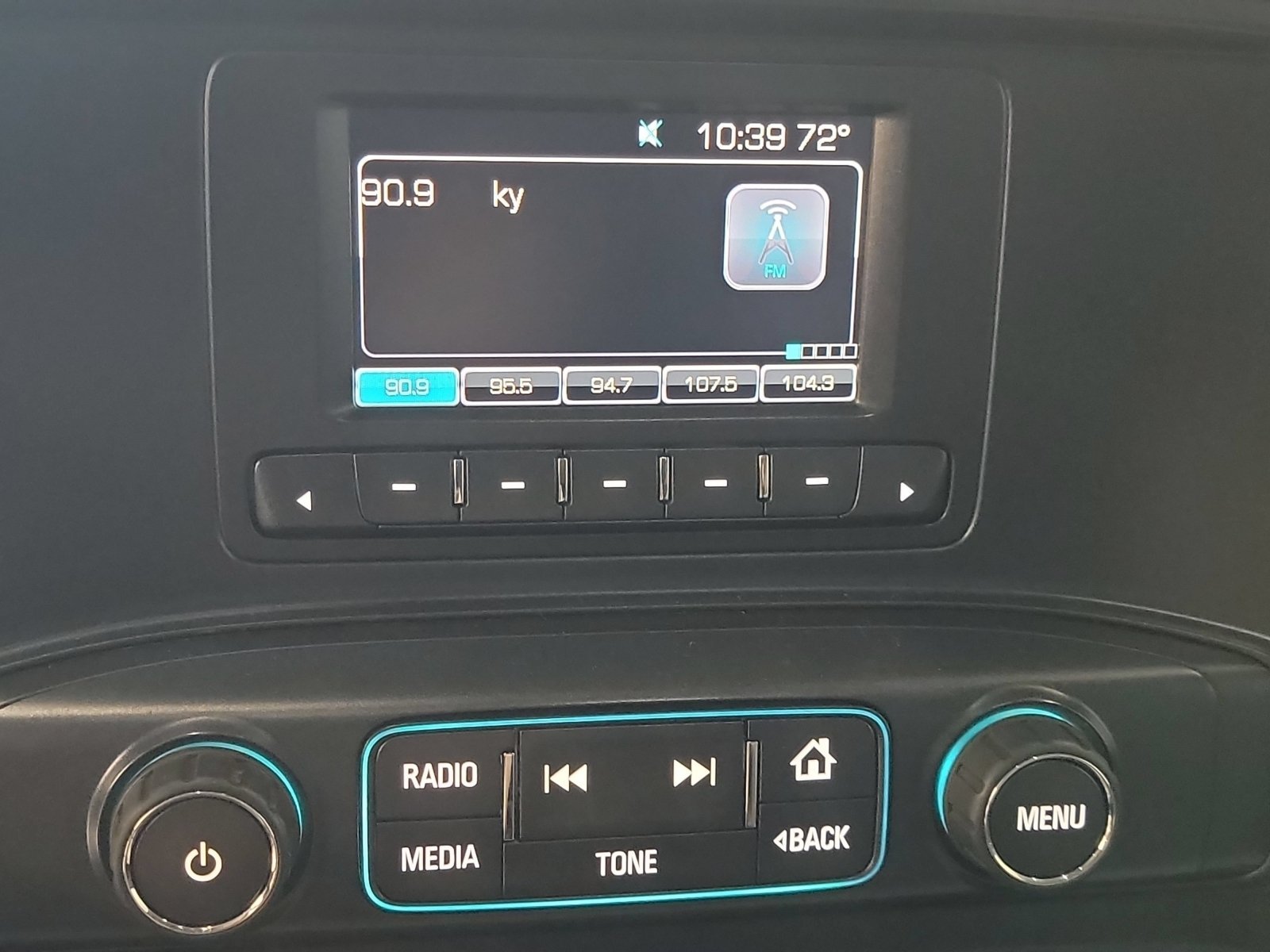 Used 2016 Summit White Chevrolet Work Truck image 18