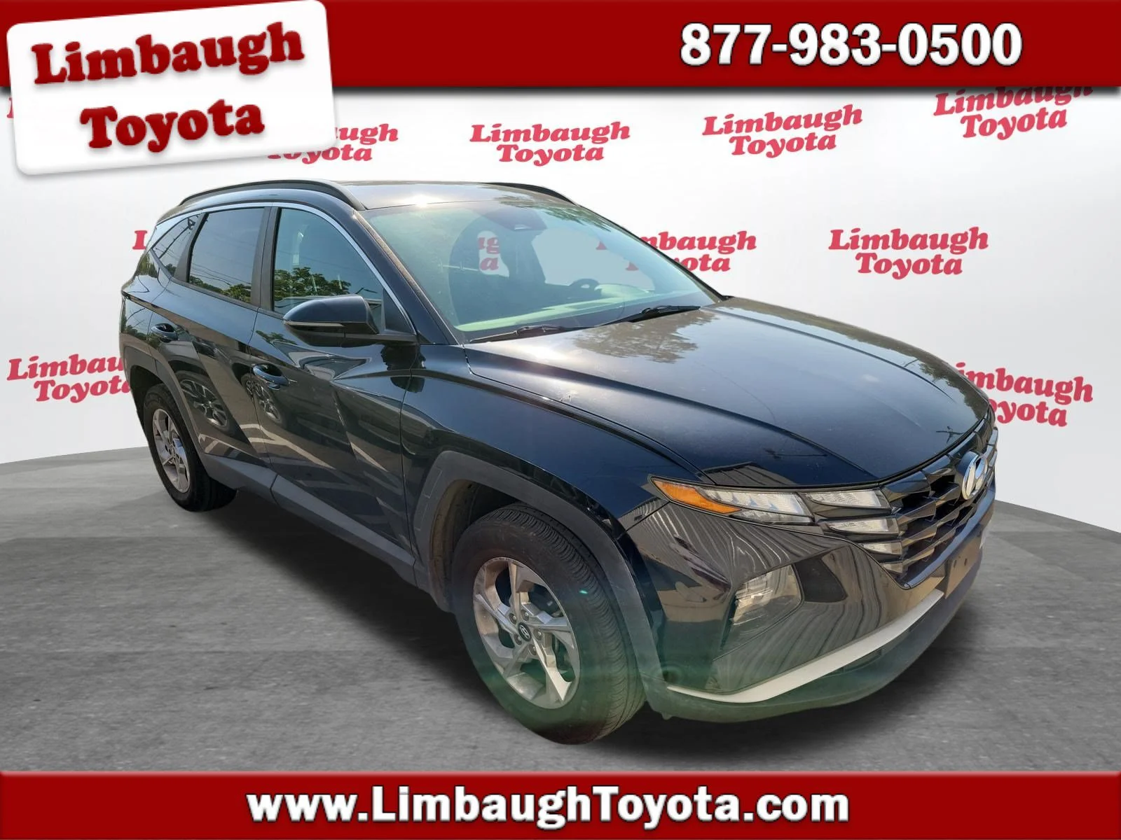 Used 2022 Phantom Black Hyundai SEL image 1