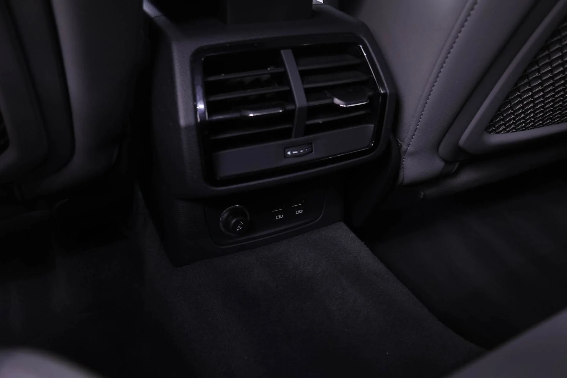 Used 2019 Blue Audi 2.0T Prestige image 18