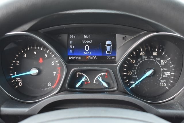 Used 2017 Silver Ford SE image 22