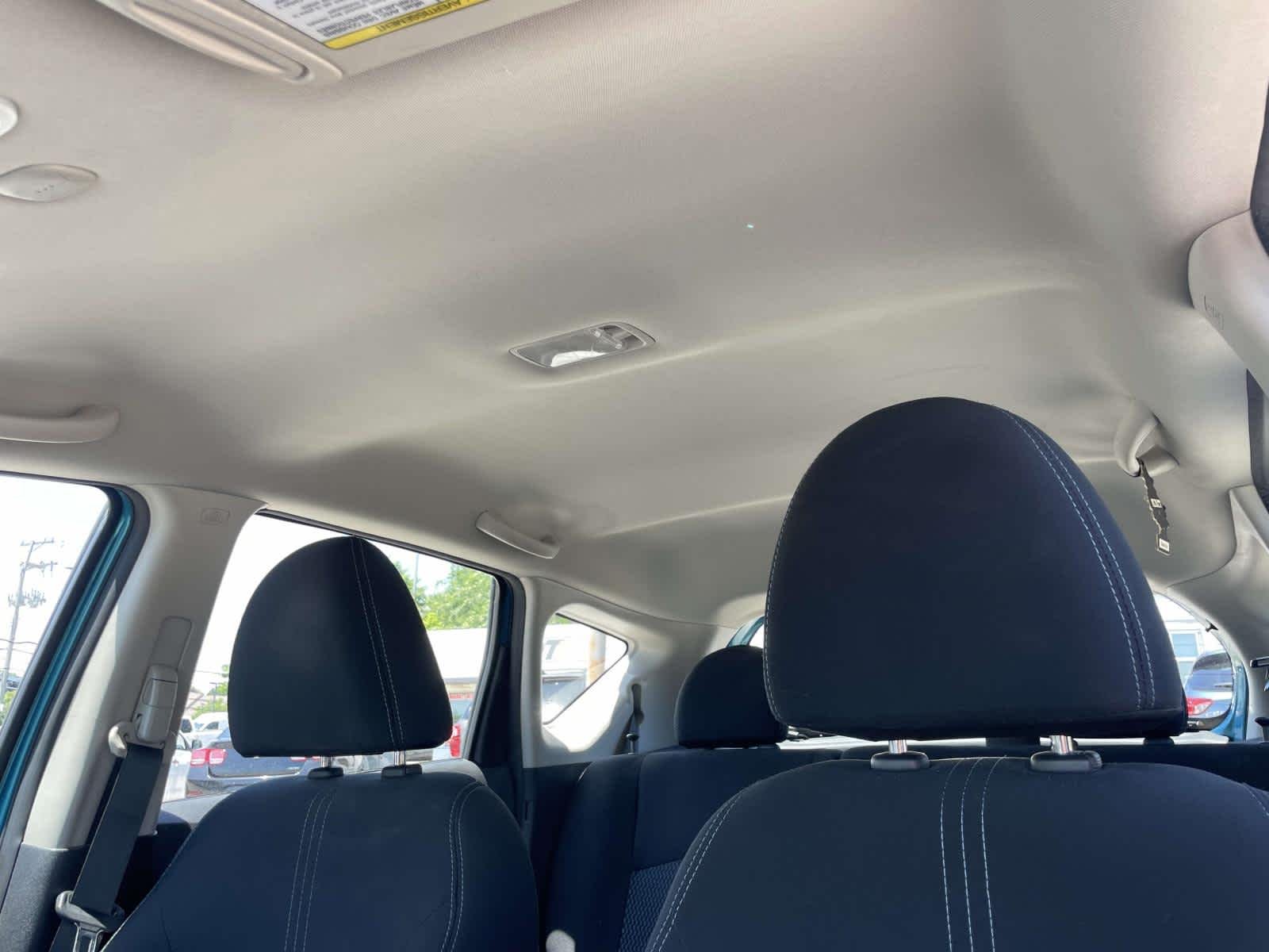 Used 2014 Metallic Peacock Nissan SV image 5