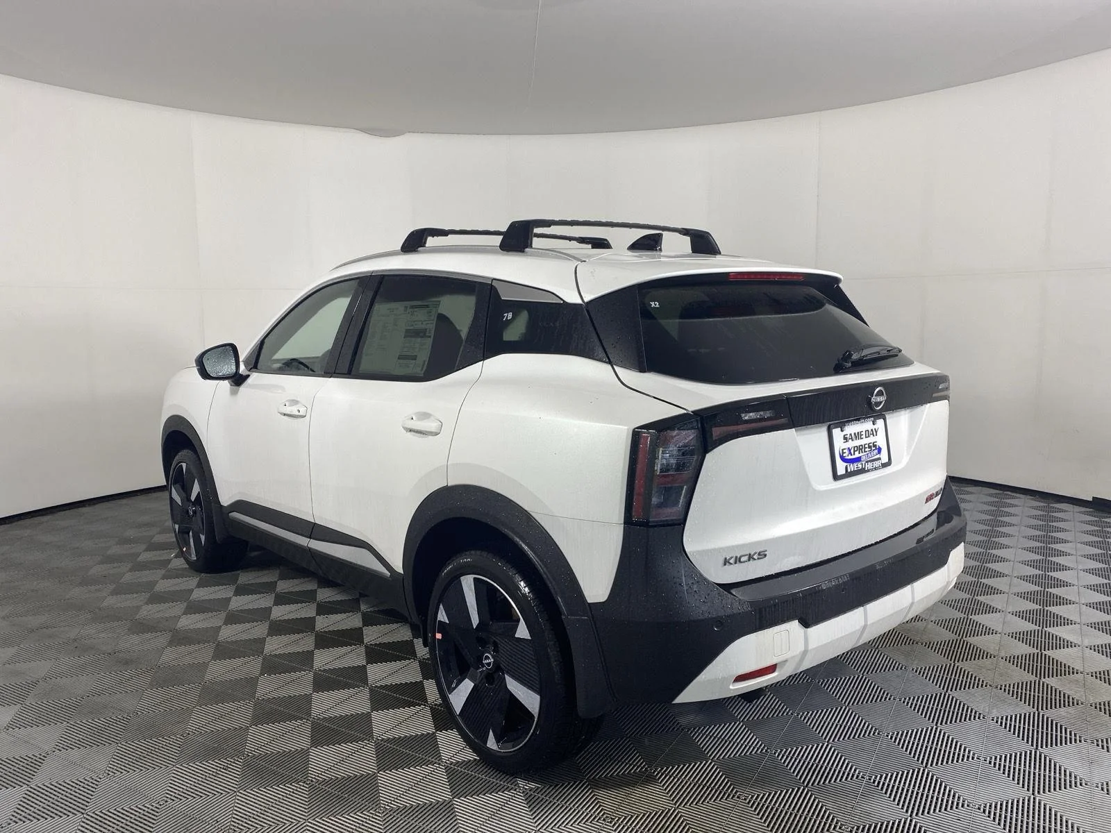 2026 Nissan KICKS SR AWD - Photo 15