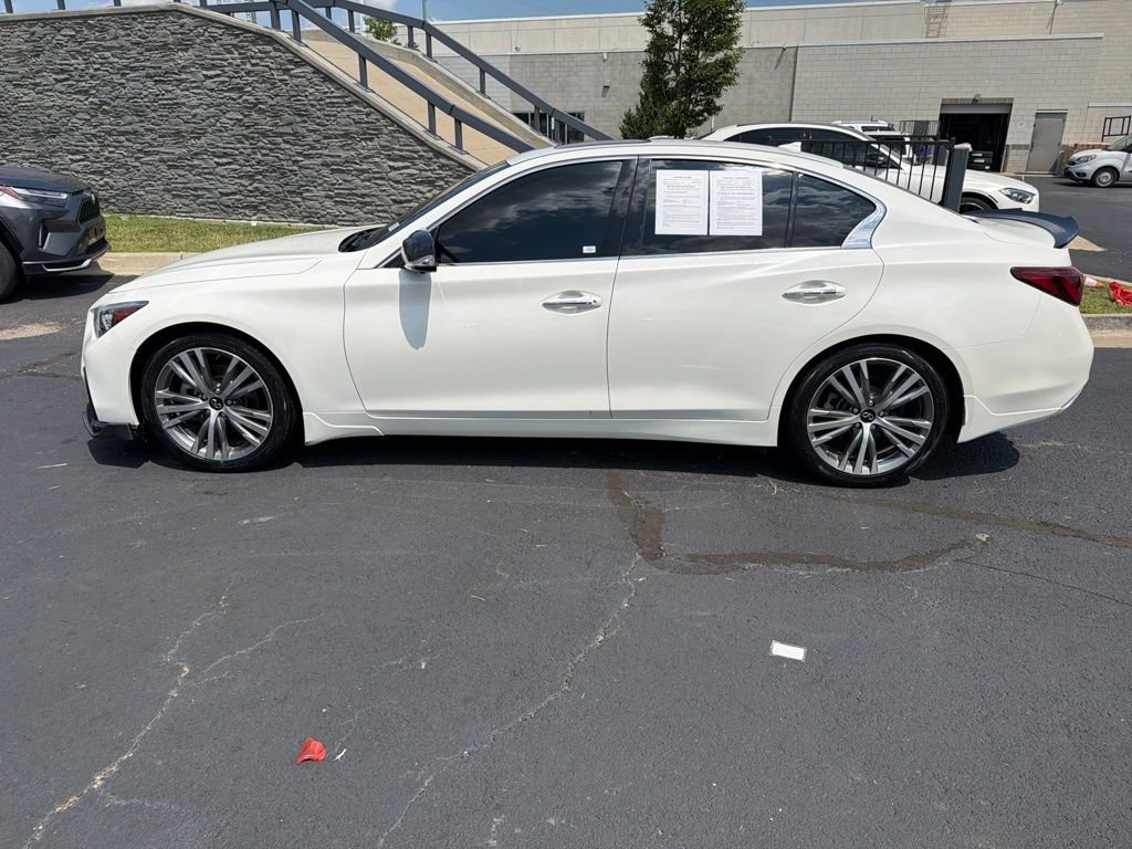 Used 2021 White INFINITI 3.0t SENSORY image 4
