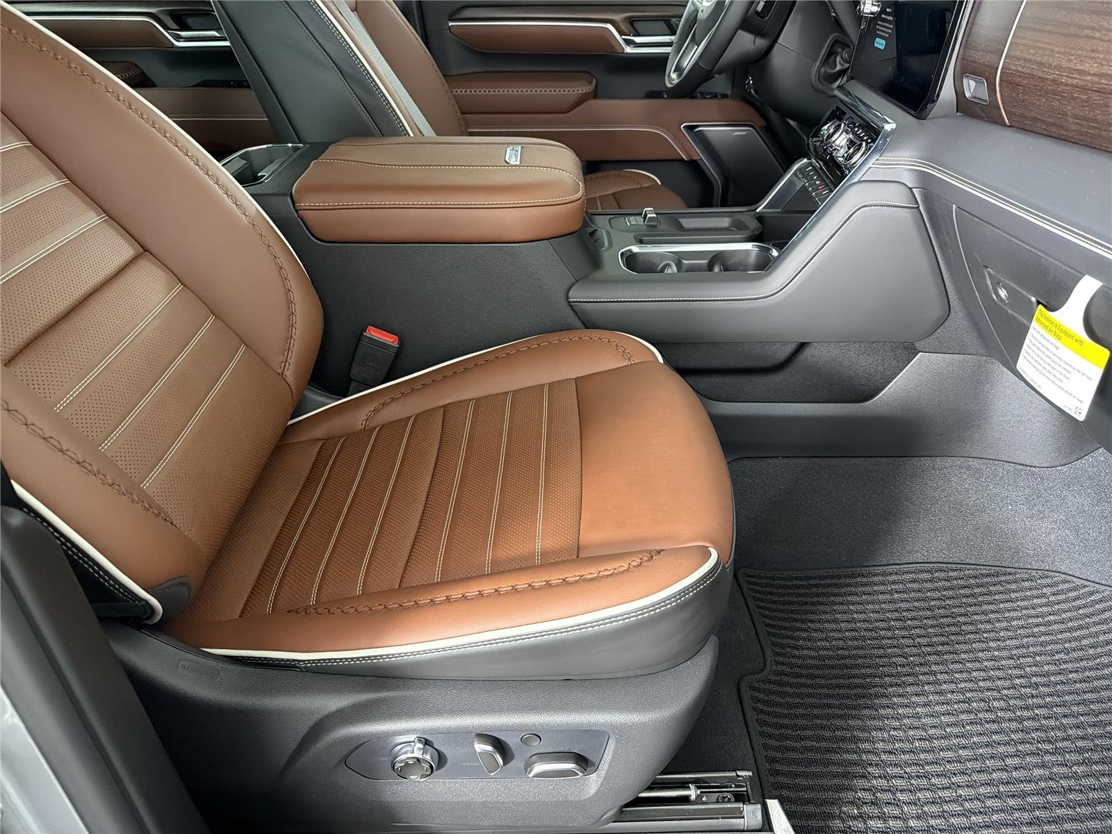 2026 GMC Sierra 2500HD Denali Ultimate - Photo 12