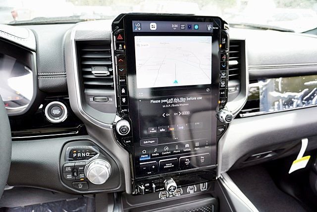 New 2026 Bright White Clear-Coat Exterior Paint RAM Laramie image 31