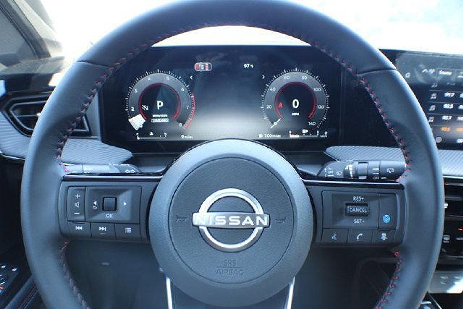 2026 Nissan KICKS SR - Photo 7