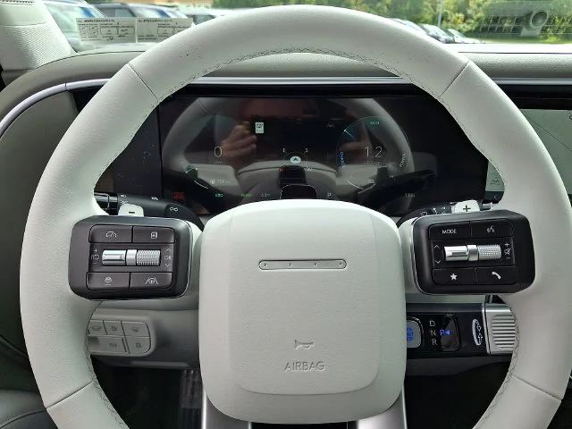 New 2027 Gray Hyundai SEL image 13