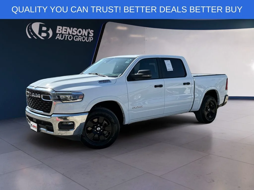 Used 2025 White Ram Big Horn/Lone Star image 1
