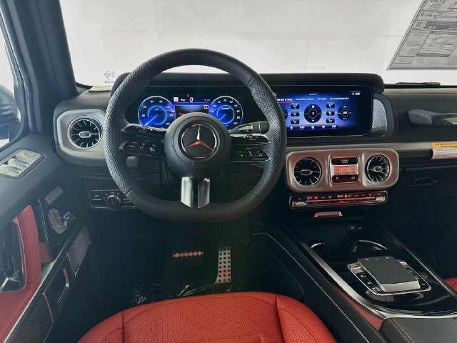 New 2027 MANUFAKTUR Night Black Magno Mercedes-Benz G 580 image 55