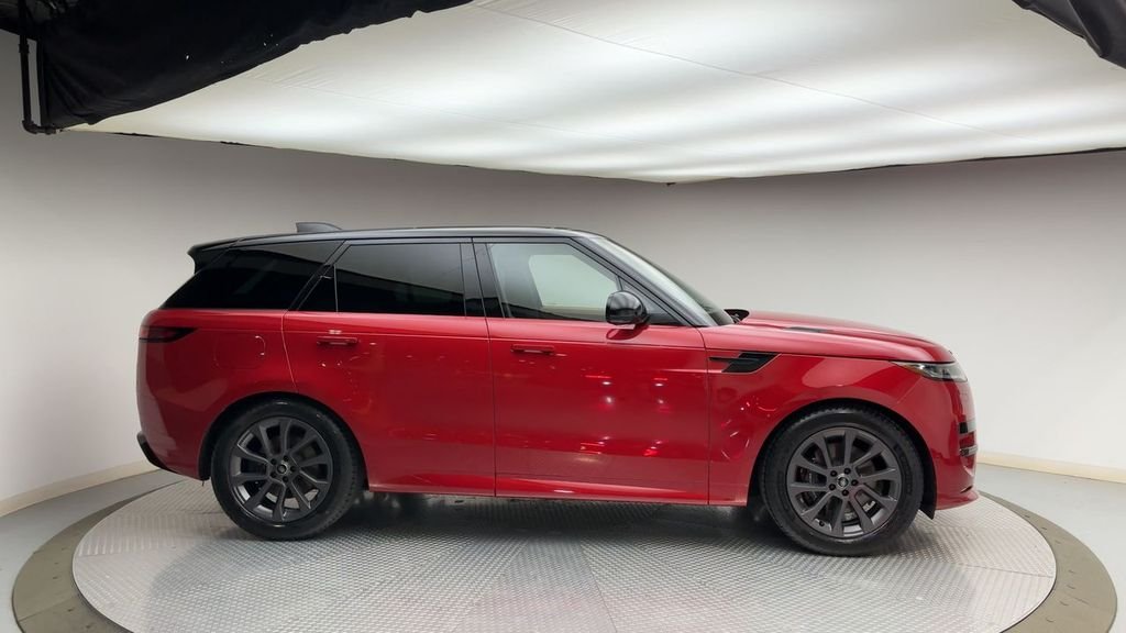 Used 2024 Firenze Red Metallic Land Rover Dynamic SE image 9