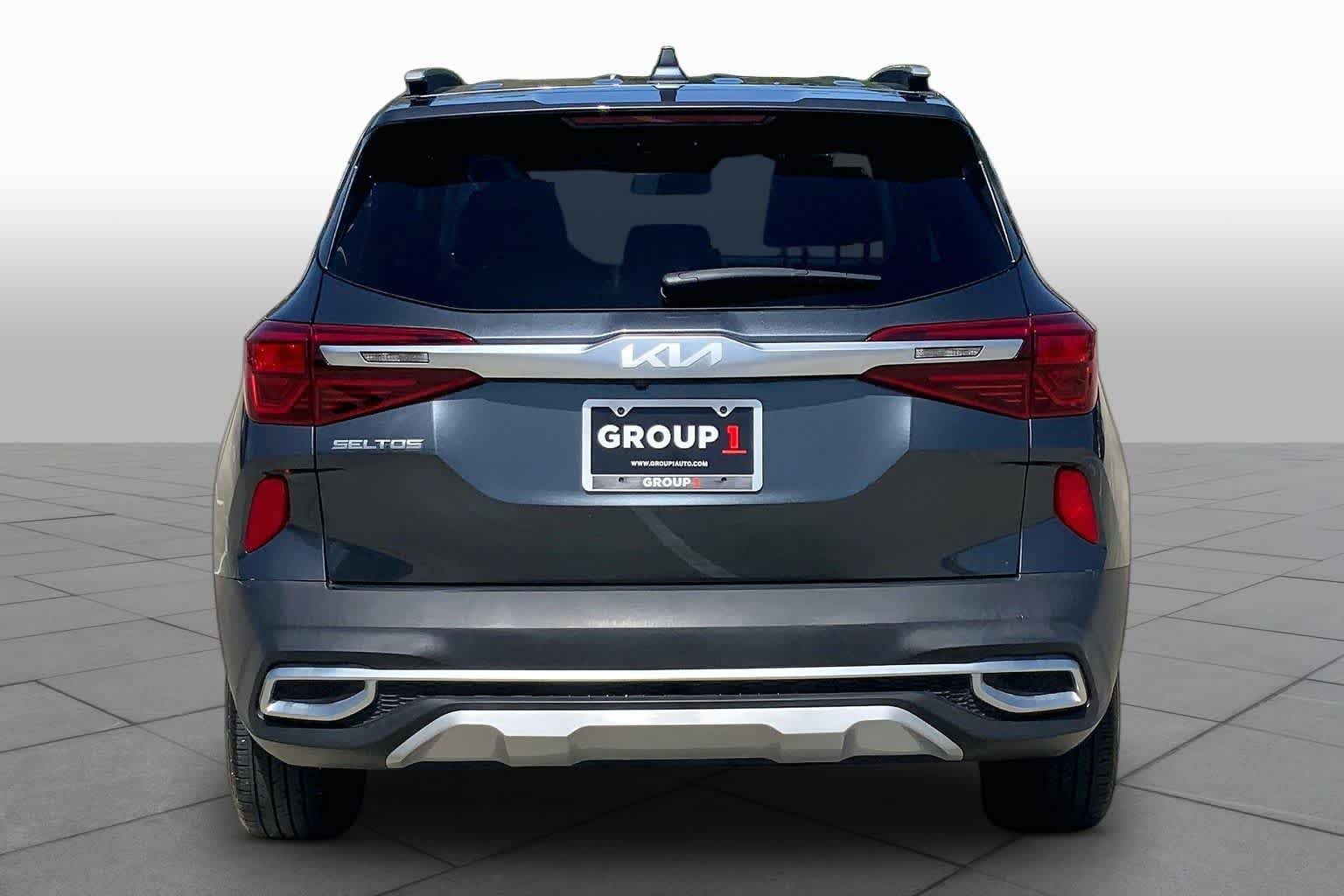 Used 2023 GRAY Kia EX image 5