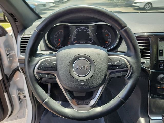 Used 2022 White Jeep Laredo E image 25