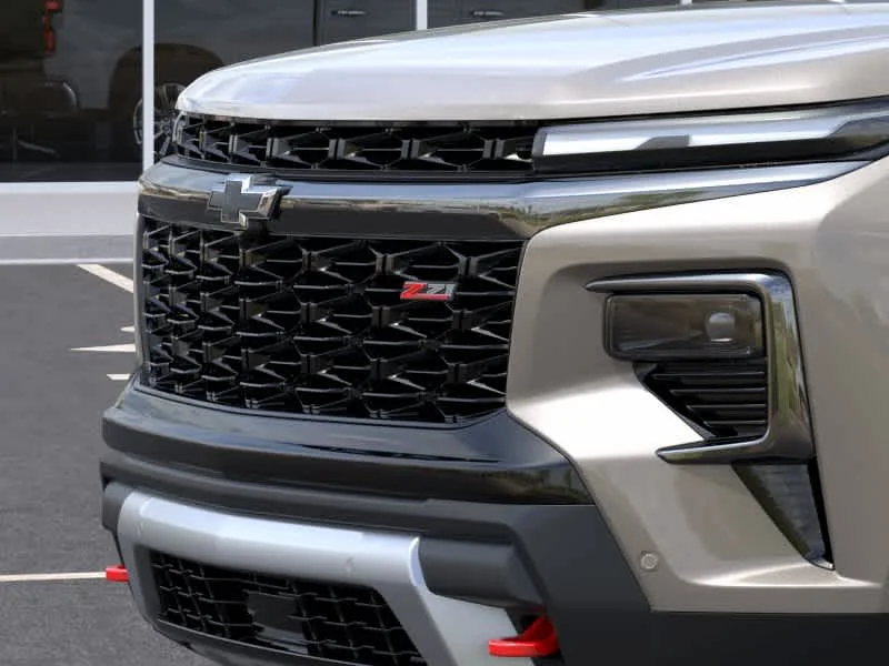 New 2027 Sandstone Gray Chevrolet Z71 image 12
