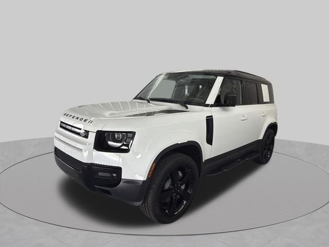 Certified Used 2026 Fuji White Land Rover S image 14
