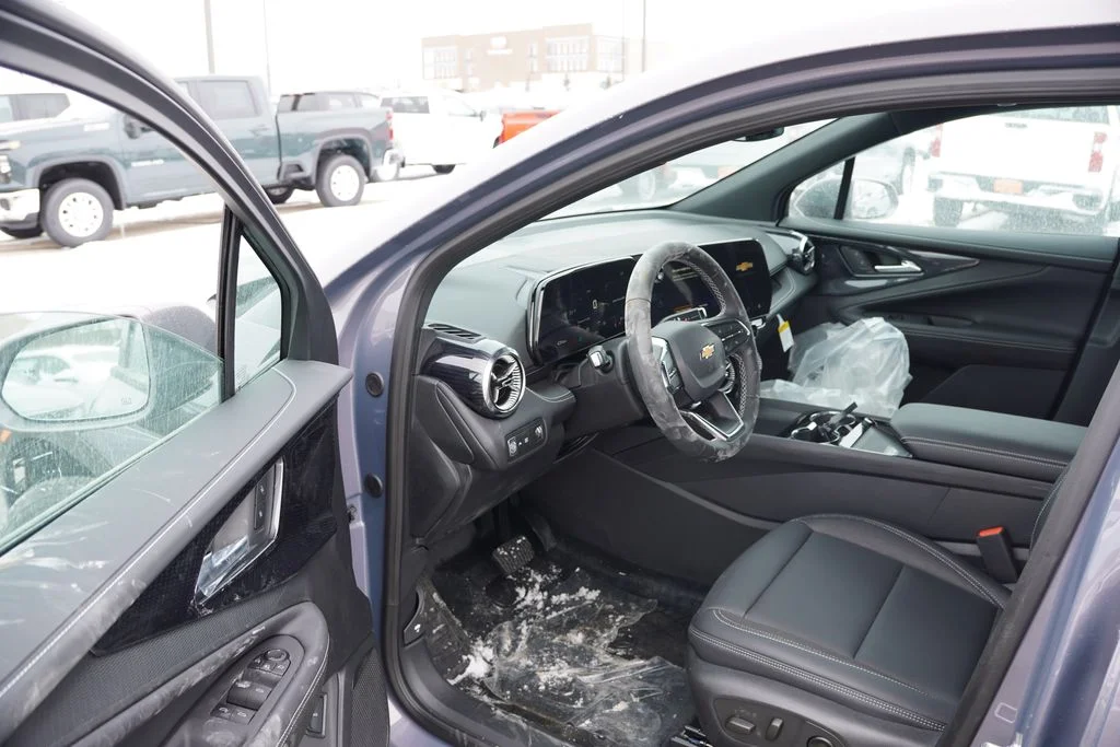 New 2026 Galaxy Gray Metallic Chevrolet LT image 10