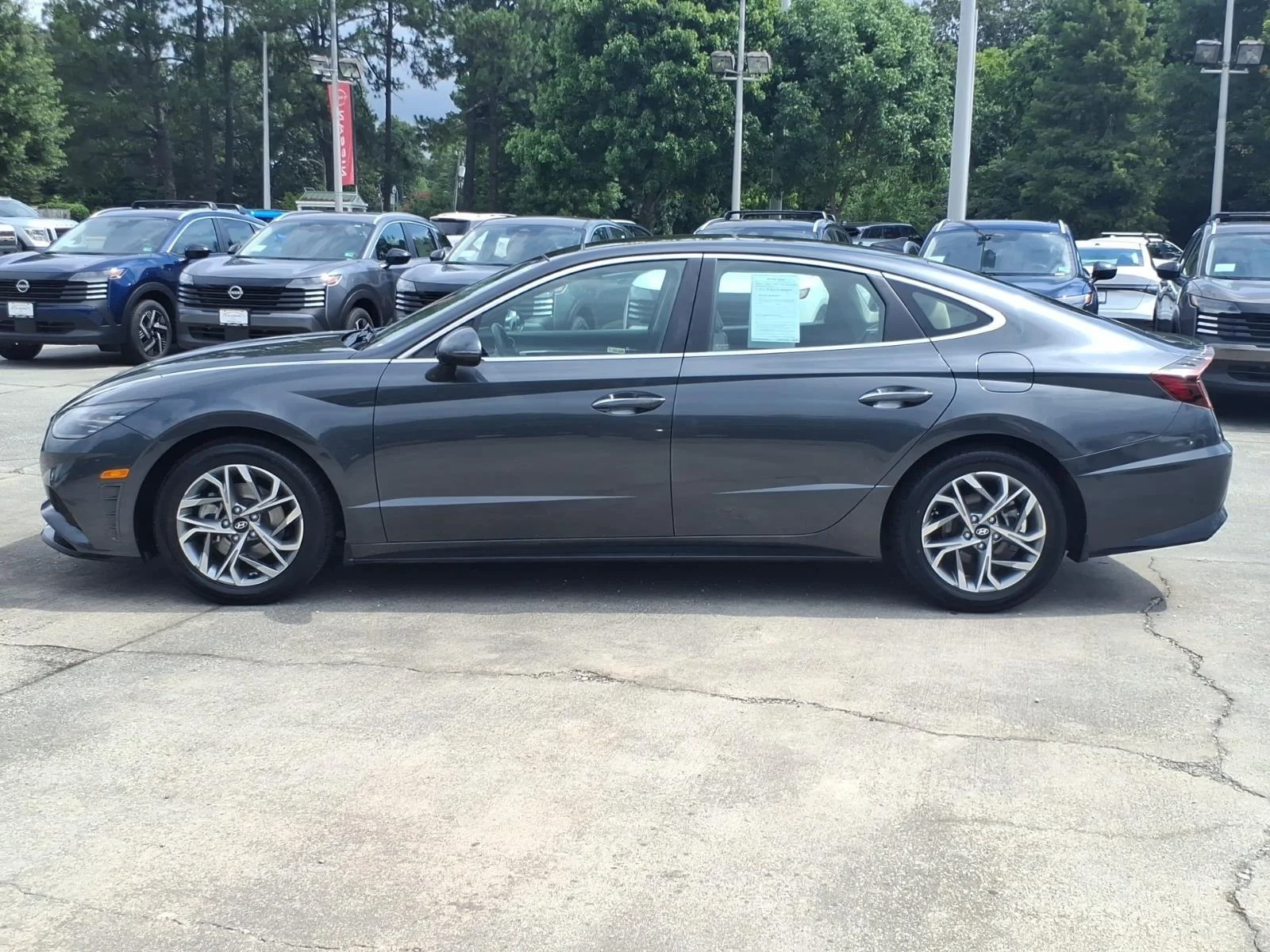 Used 2023 Portofino Gray Hyundai SEL image 3