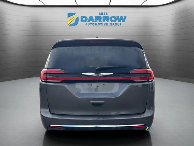 Used 2021 Gray Chrysler Limited image 4