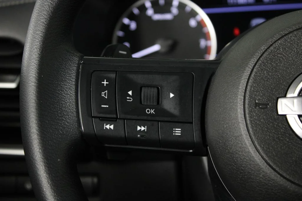 2024 Nissan Rogue SV - Photo 27