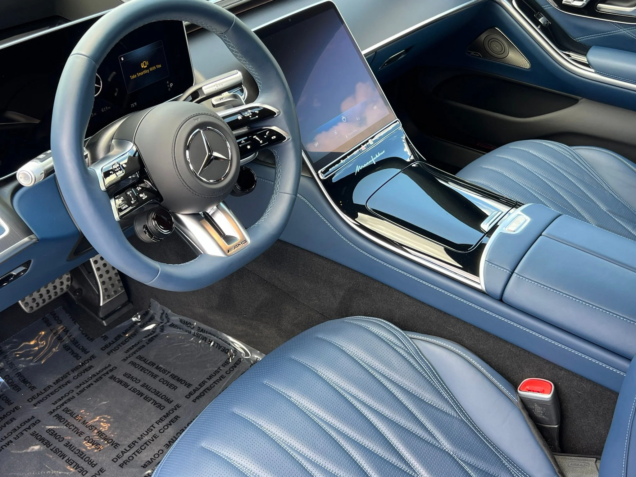 Used 2025 Gray Mercedes-Benz S 63 E AMG® image 53