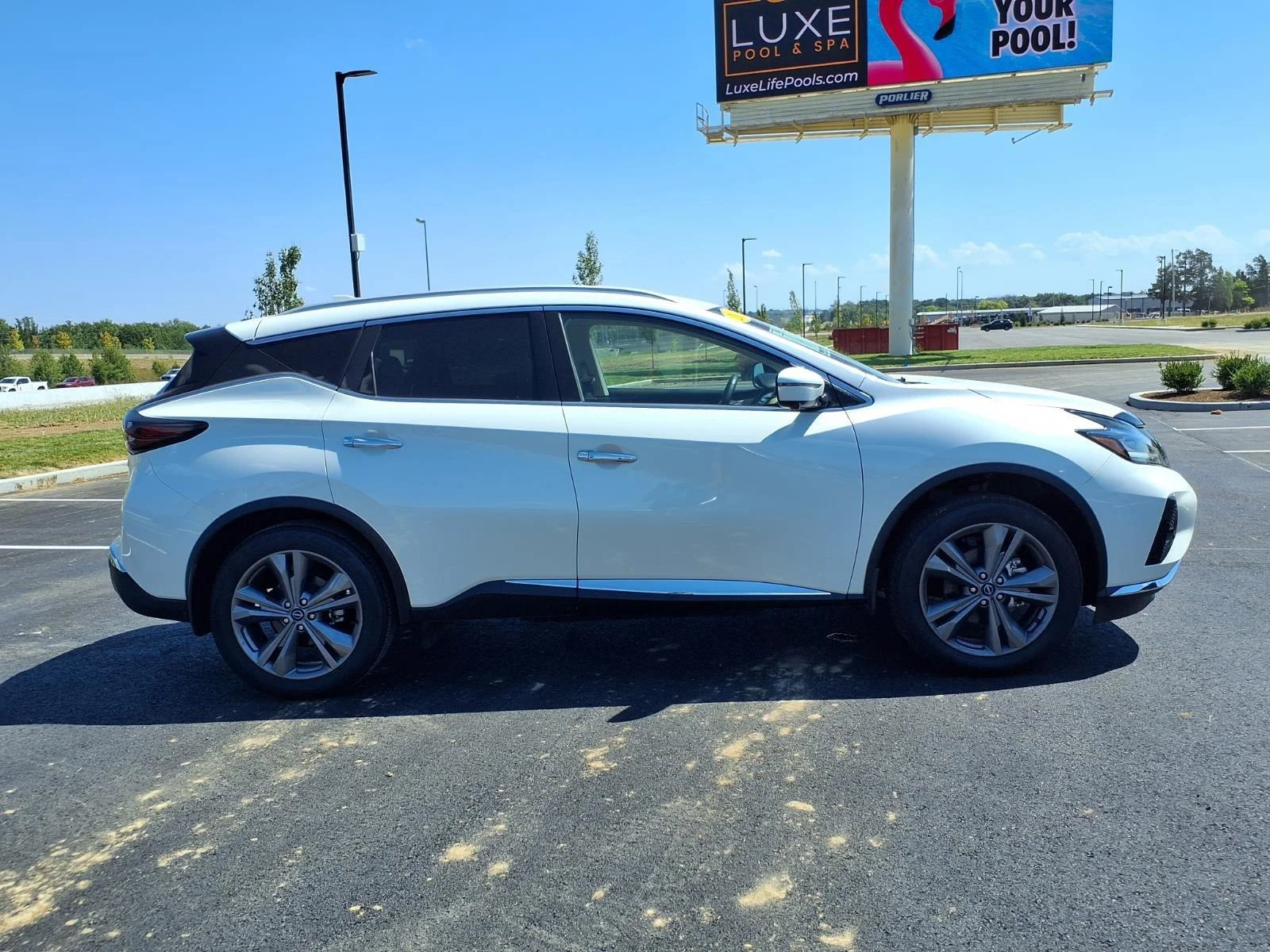 Used 2024 Pearl White Tricoat Nissan Platinum image 25