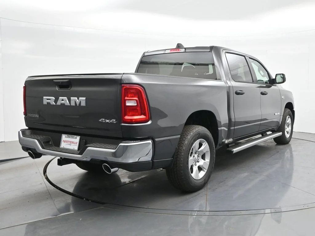 New 2026 Granite Crystal Metallic Clearcoat RAM Big Horn/Lone Star image 7