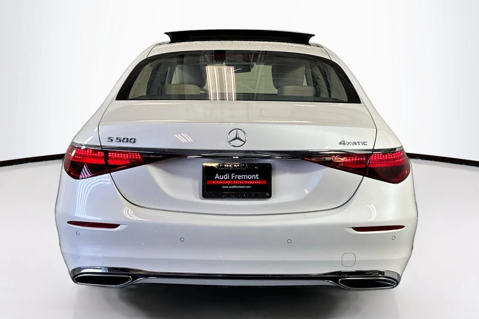 Used 2023 Manufaktur Diamond White Mercedes-Benz S 500 image 6