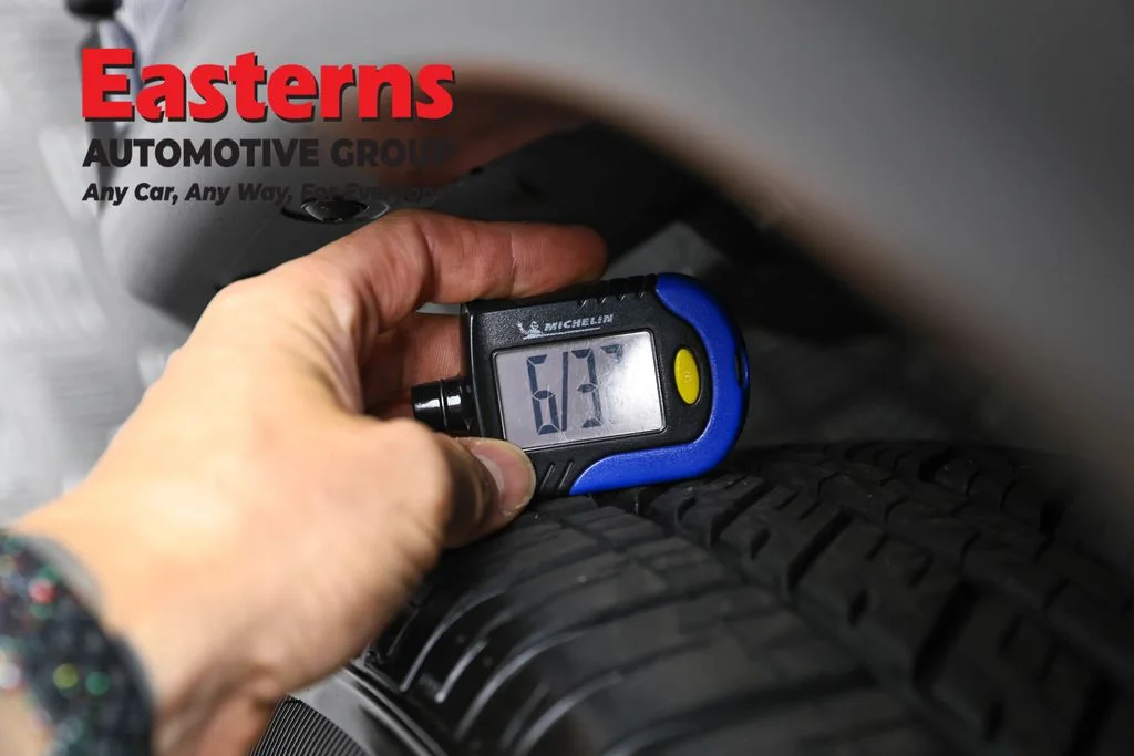 Used 2023 Blue Nissan SV image 28