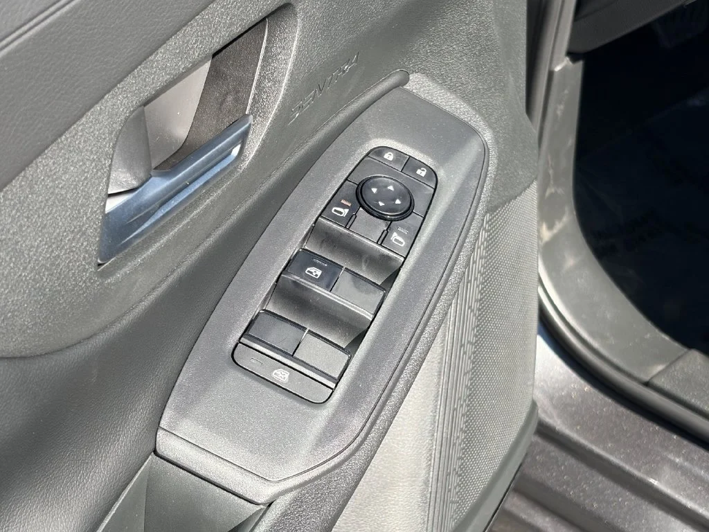 New 2027 Gun Metallic Nissan SV image 20