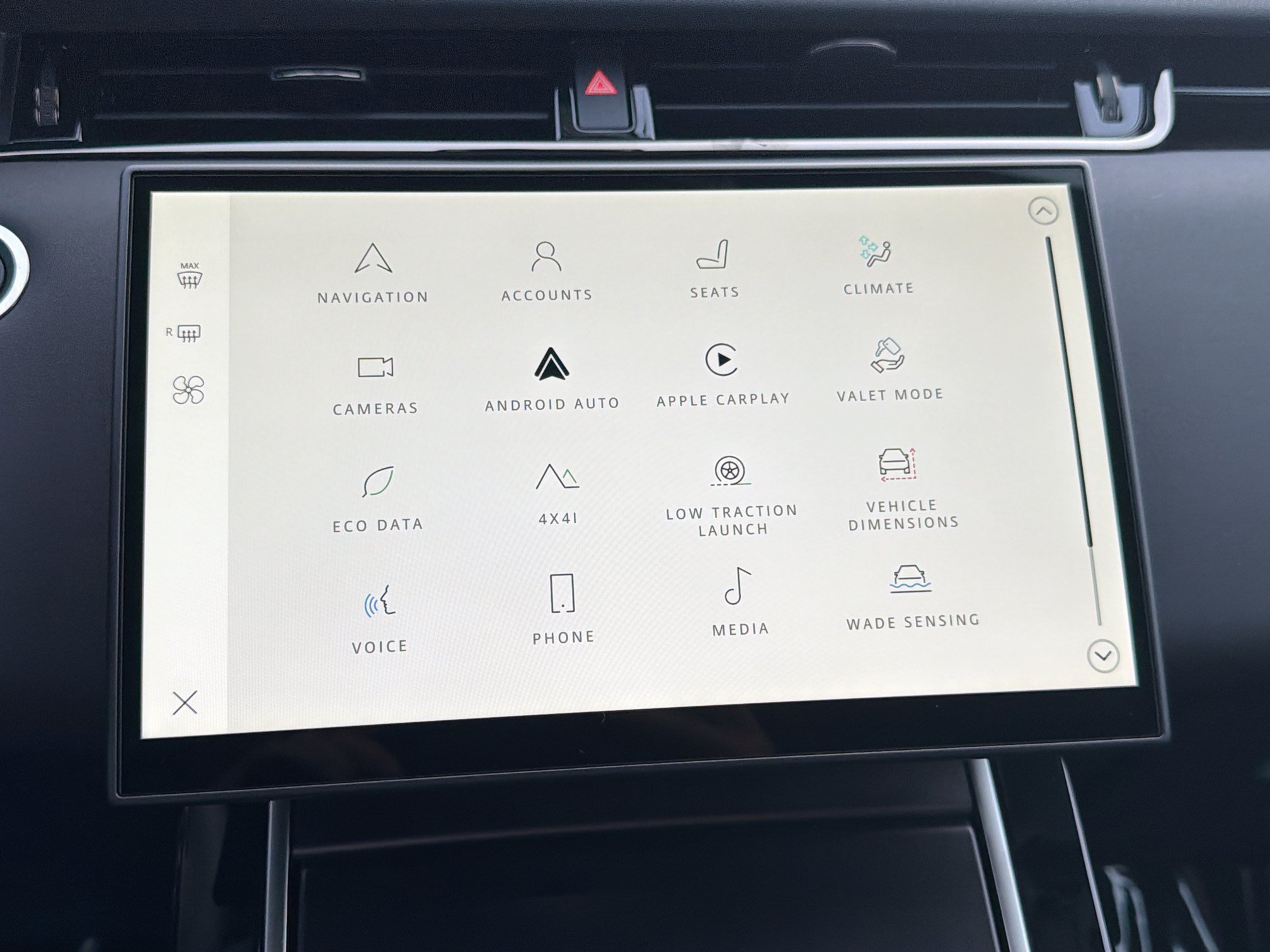 New 2026 Santorini Black LAND ROVER  image 29