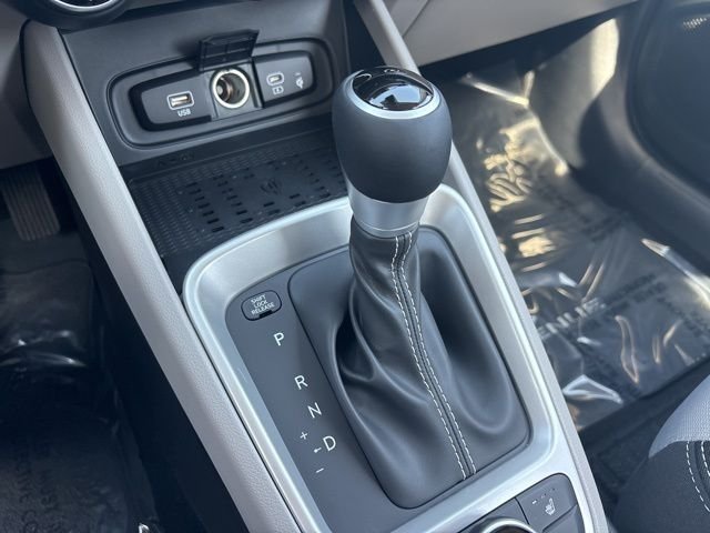New 2026 Shimmering Silver Hyundai SEL image 29