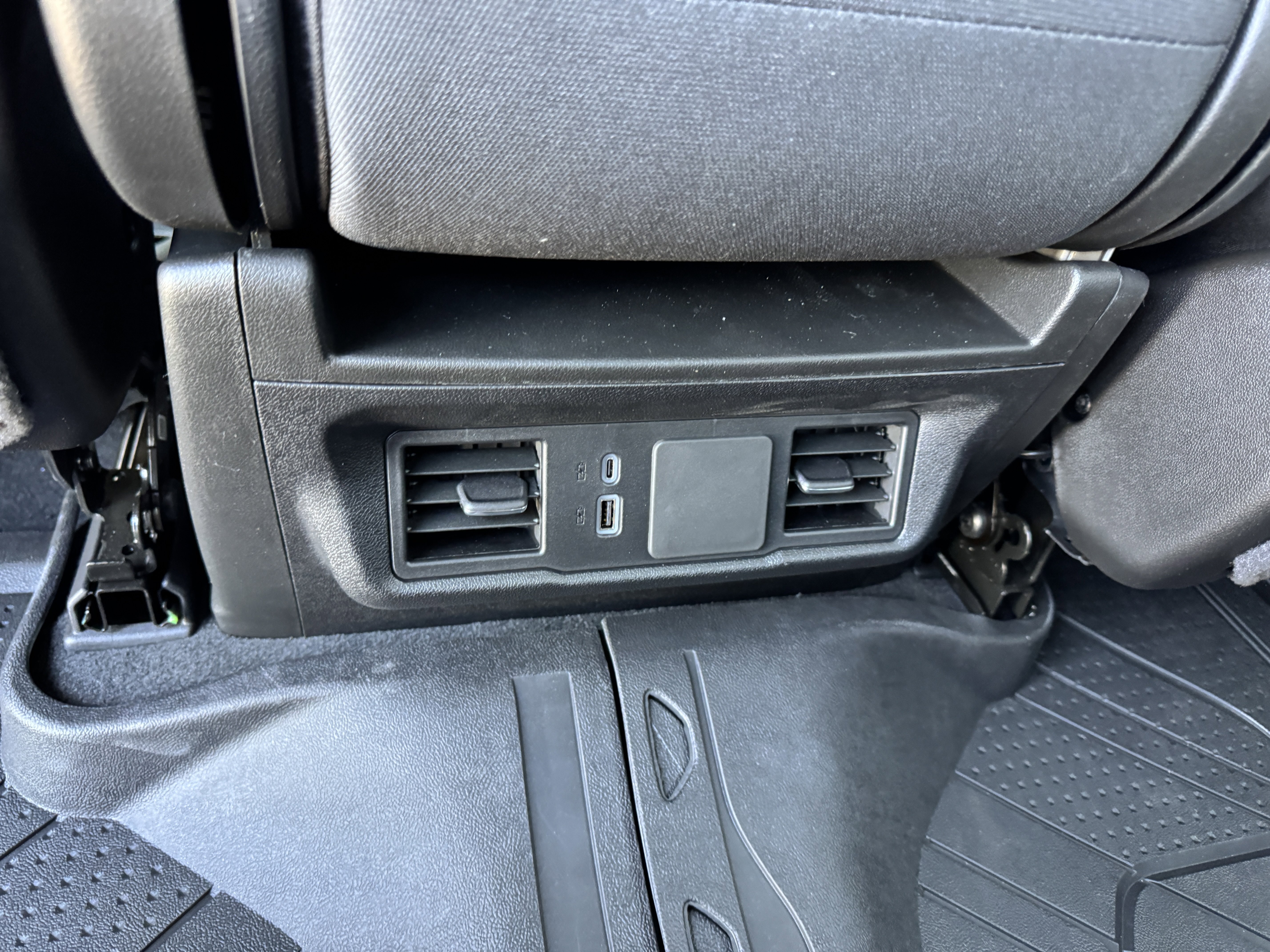 2025 Chevrolet Silverado 1500 Custom - Photo 16