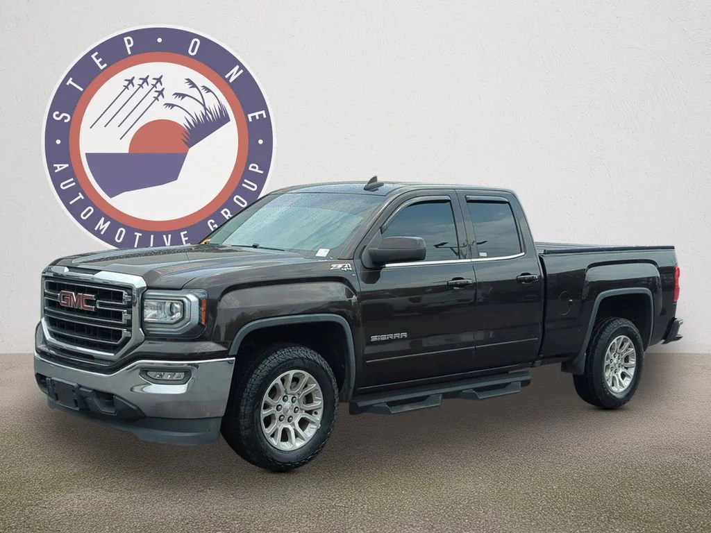 2018 GMC Sierra 4WD Double Cab Standard Box SLE's photo