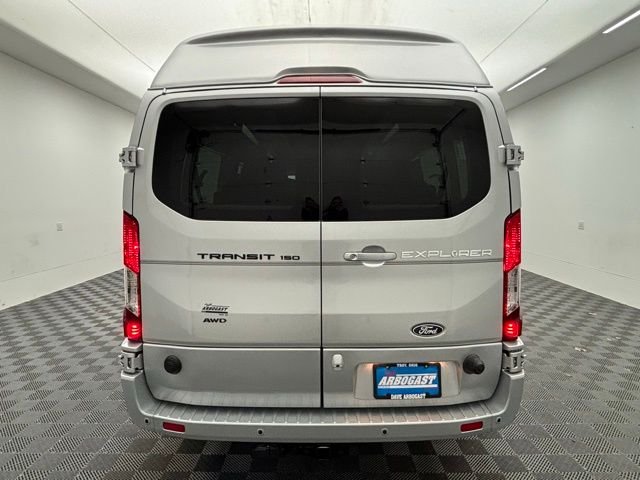 New 2026 Silver Ford Explorer Limited SE image 9