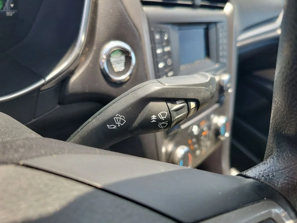 Used 2018 Magnetic Ford S image 27