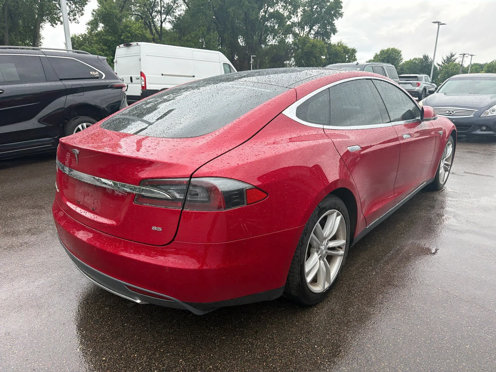 Used 2014 Red Multi-Coat Tesla 85 kWh Battery image 3