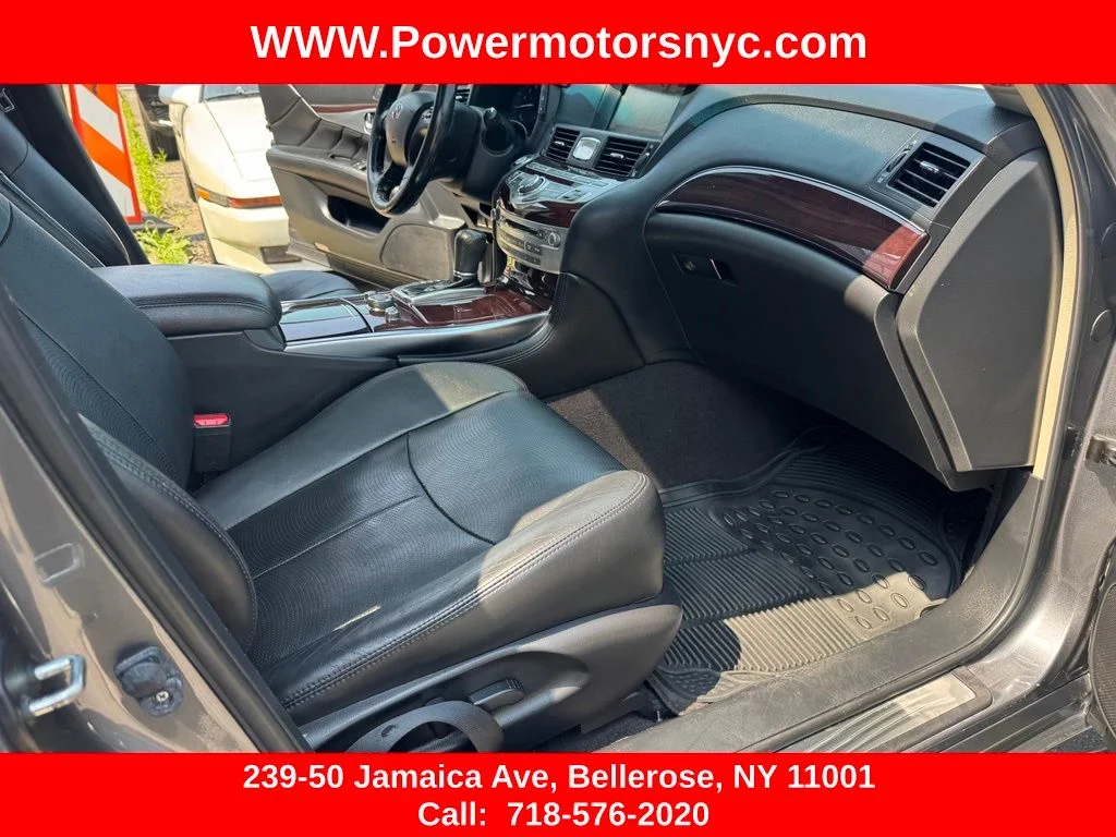 Used 2017 Gray INFINITI 3.7X image 26