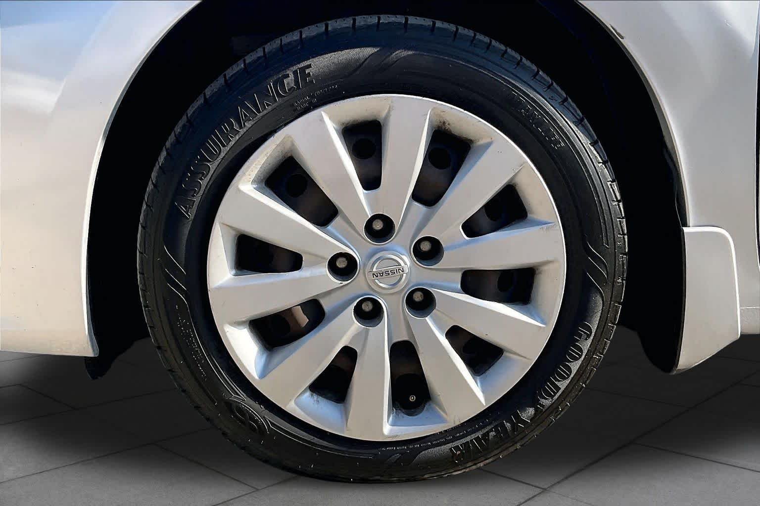Pre-Owned 2019 Nissan Sentra S