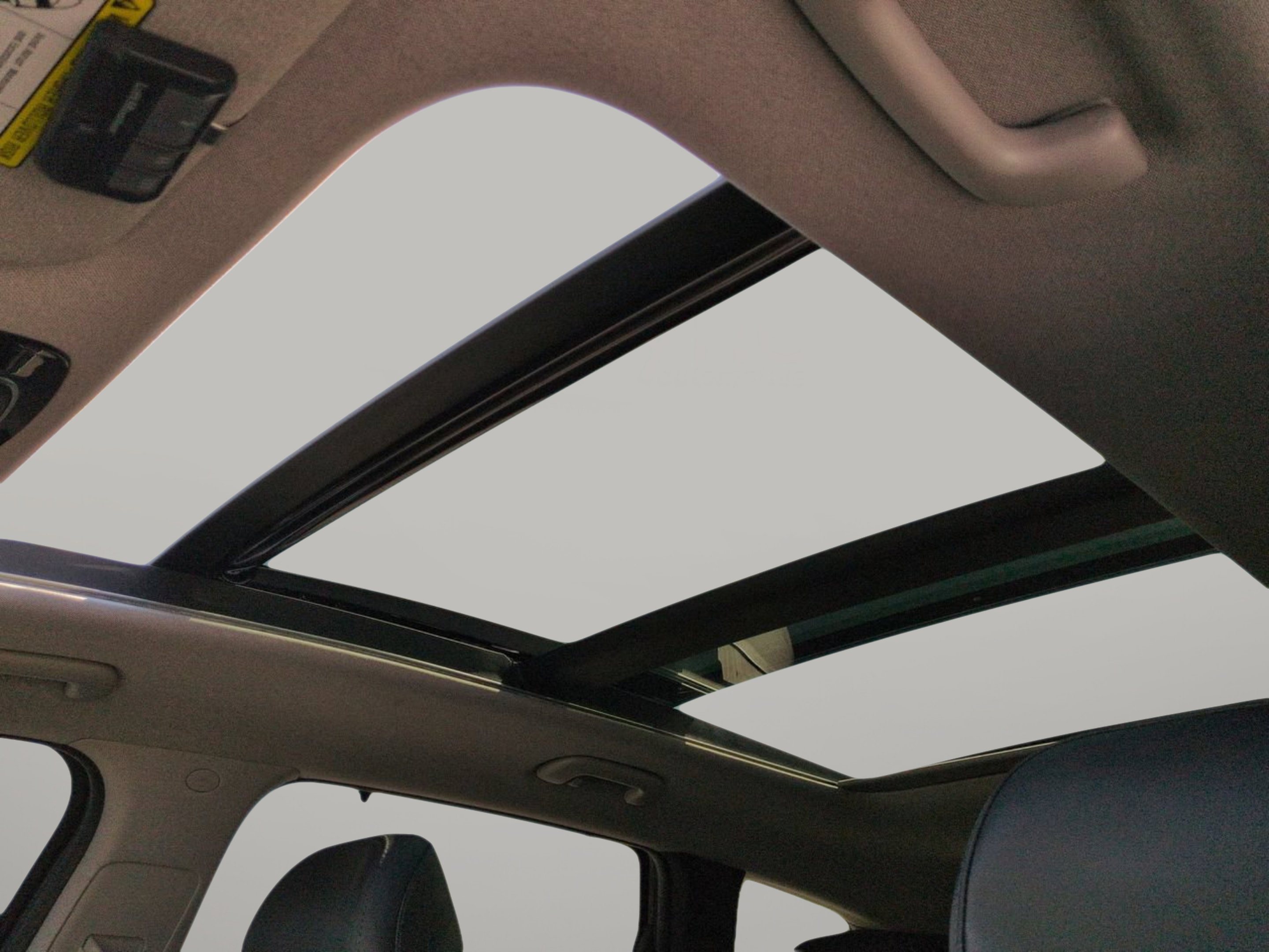 Used 2022 Twilight Black Hyundai Limited image 19