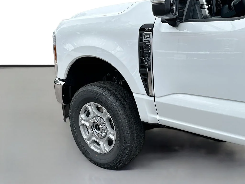 2026 Ford F-250 Super Duty XLT - Photo 9