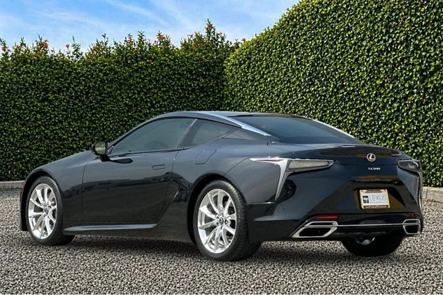 Used 2018  Lexus 500 image 6