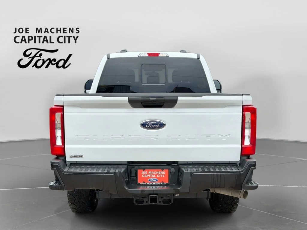Used 2025 White Ford XL image 6