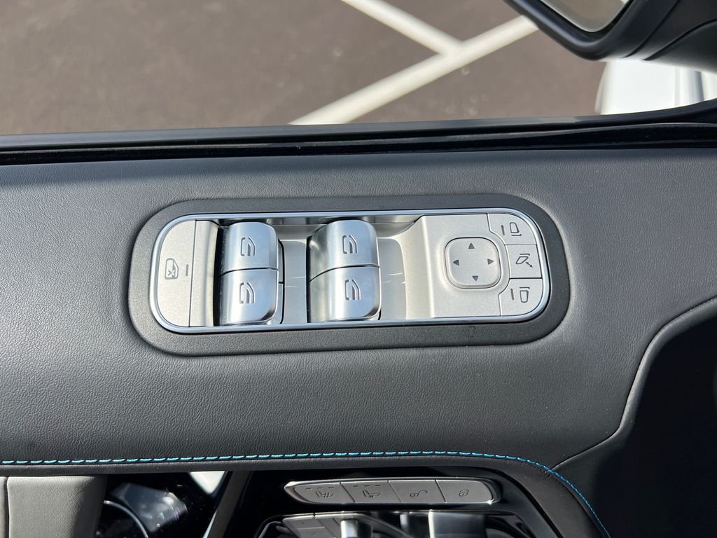 Certified Used 2025 White Mercedes-Benz G 580 image 11