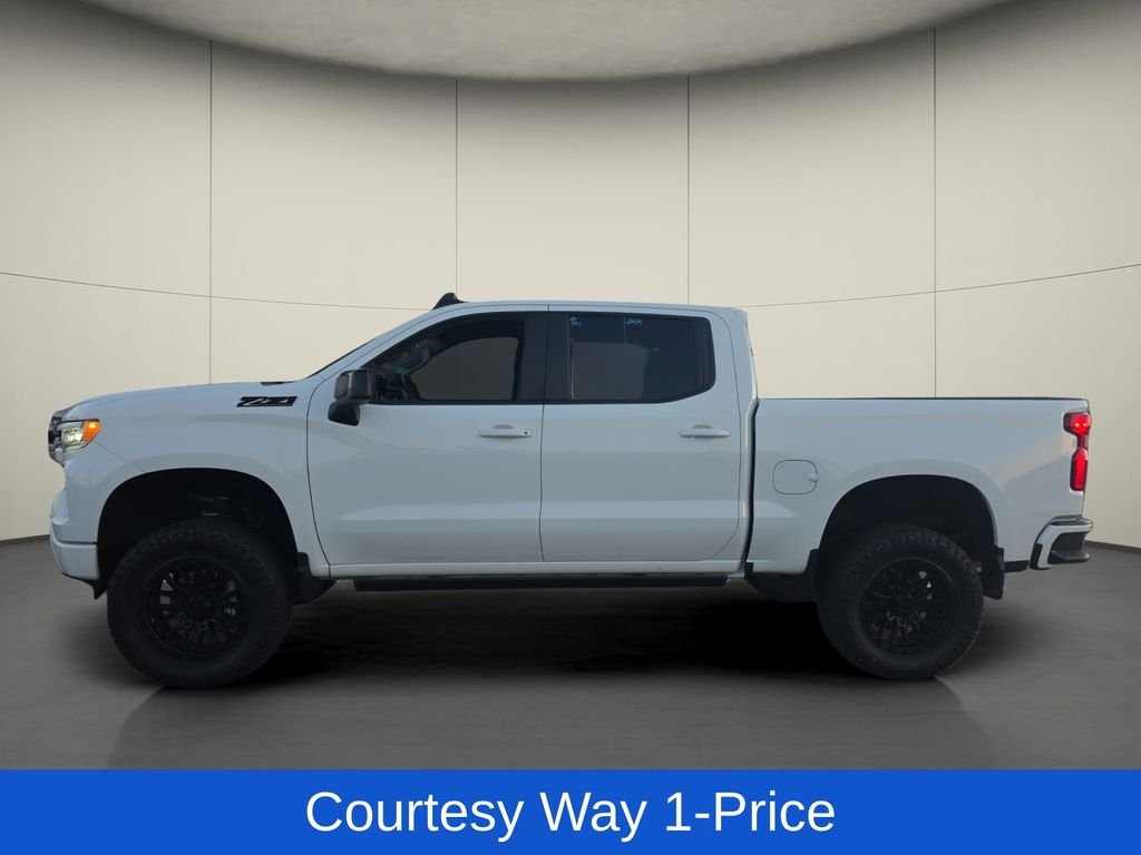 Used 2024 White Chevrolet RST image 5