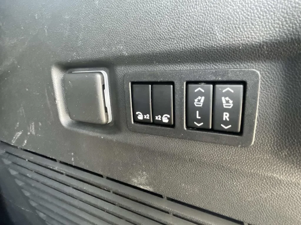 2022 Chevrolet Tahoe LT - Photo 9