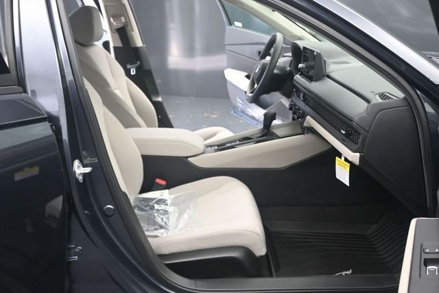 New 2026 Meteorite Gray Metallic Honda SE image 22