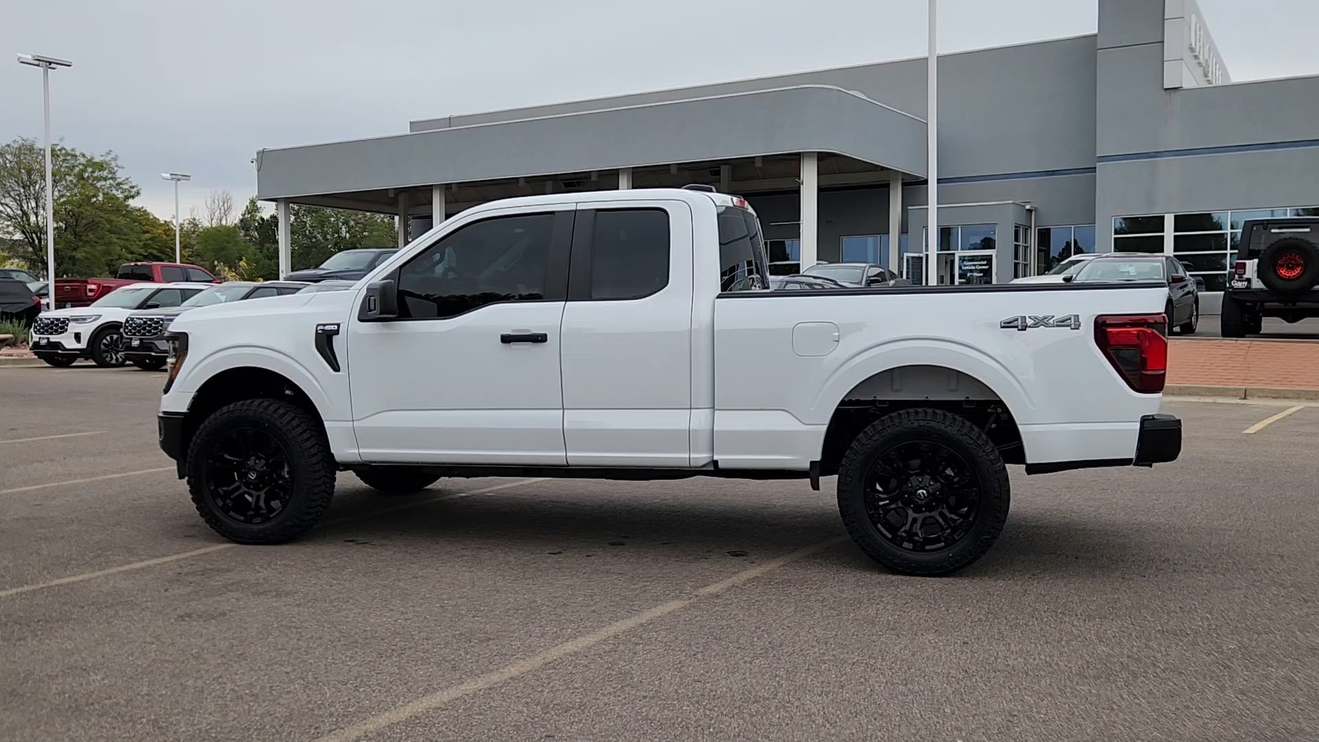 New 2026 Oxford White Ford XL image 23