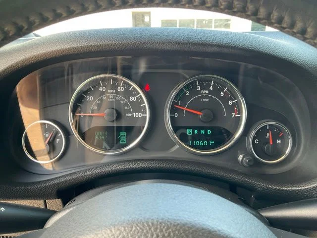 Used 2017 Black Jeep Unlimited Sahara image 31