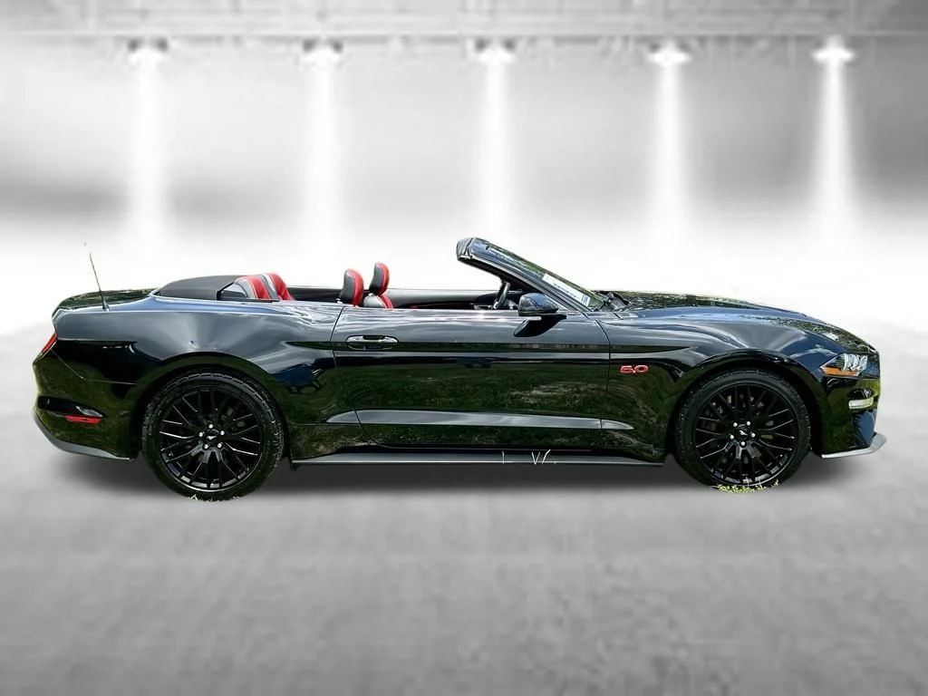 Certified Used 2019 Shadow Black Ford GT Premium image 4