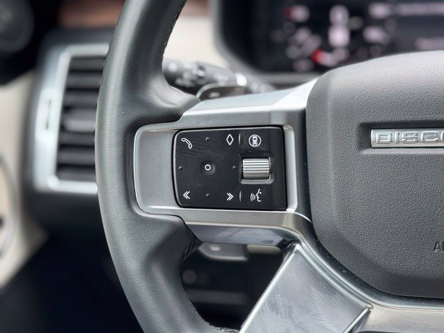 Used 2024 Fuji White Land Rover Dynamic SE image 23